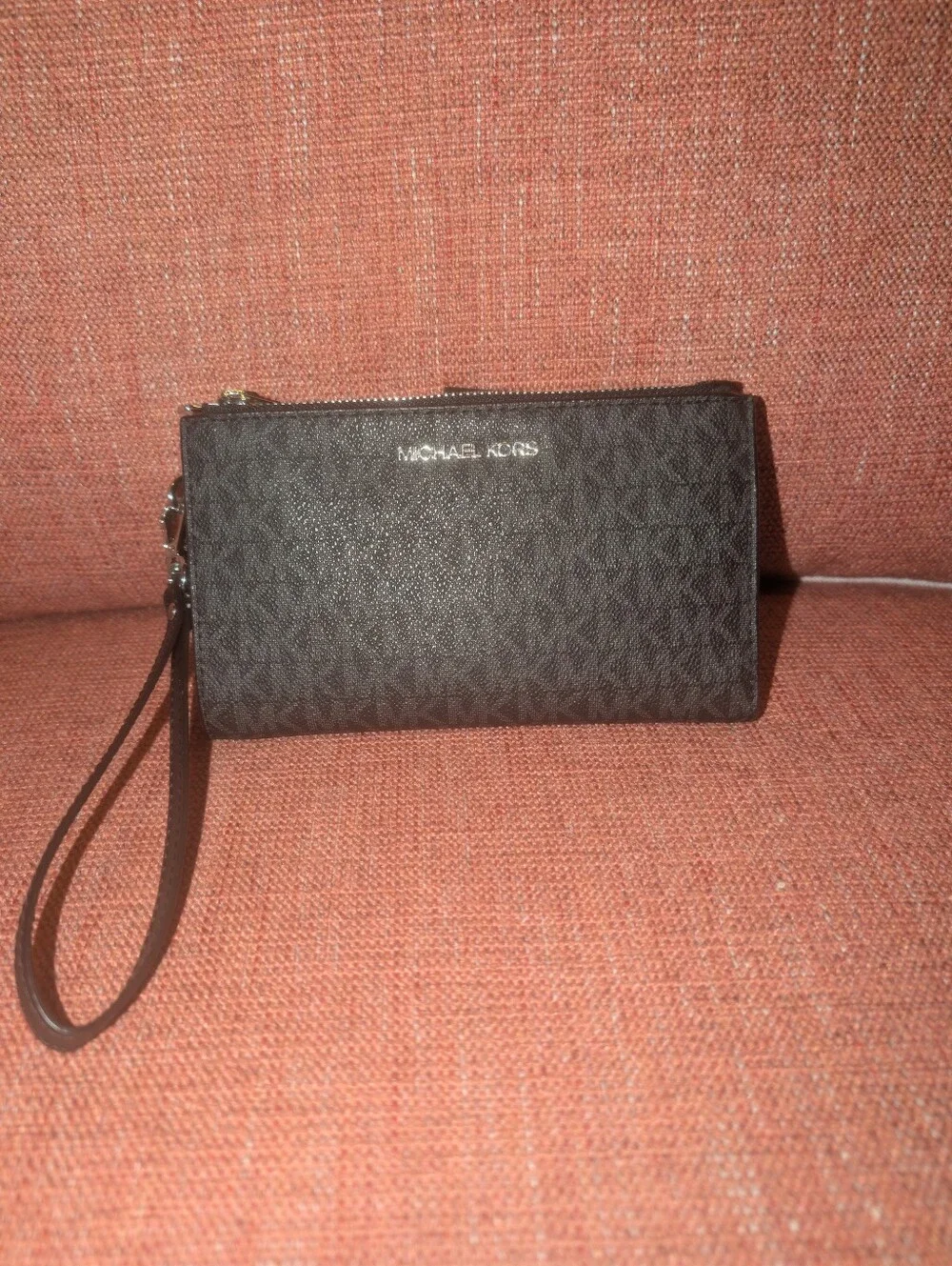 Michael Kors Jet Set Double Zip Wristlet